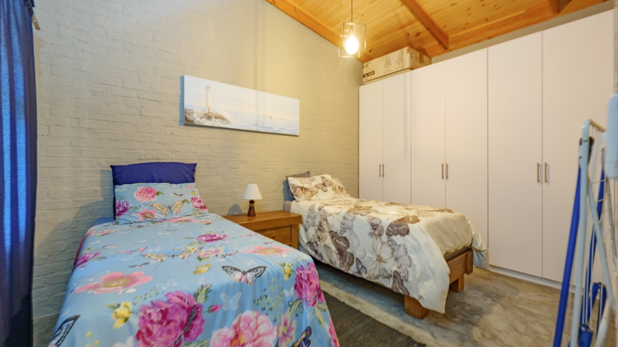 2 Bedroom Property for Sale in Oceanview Heights Western Cape